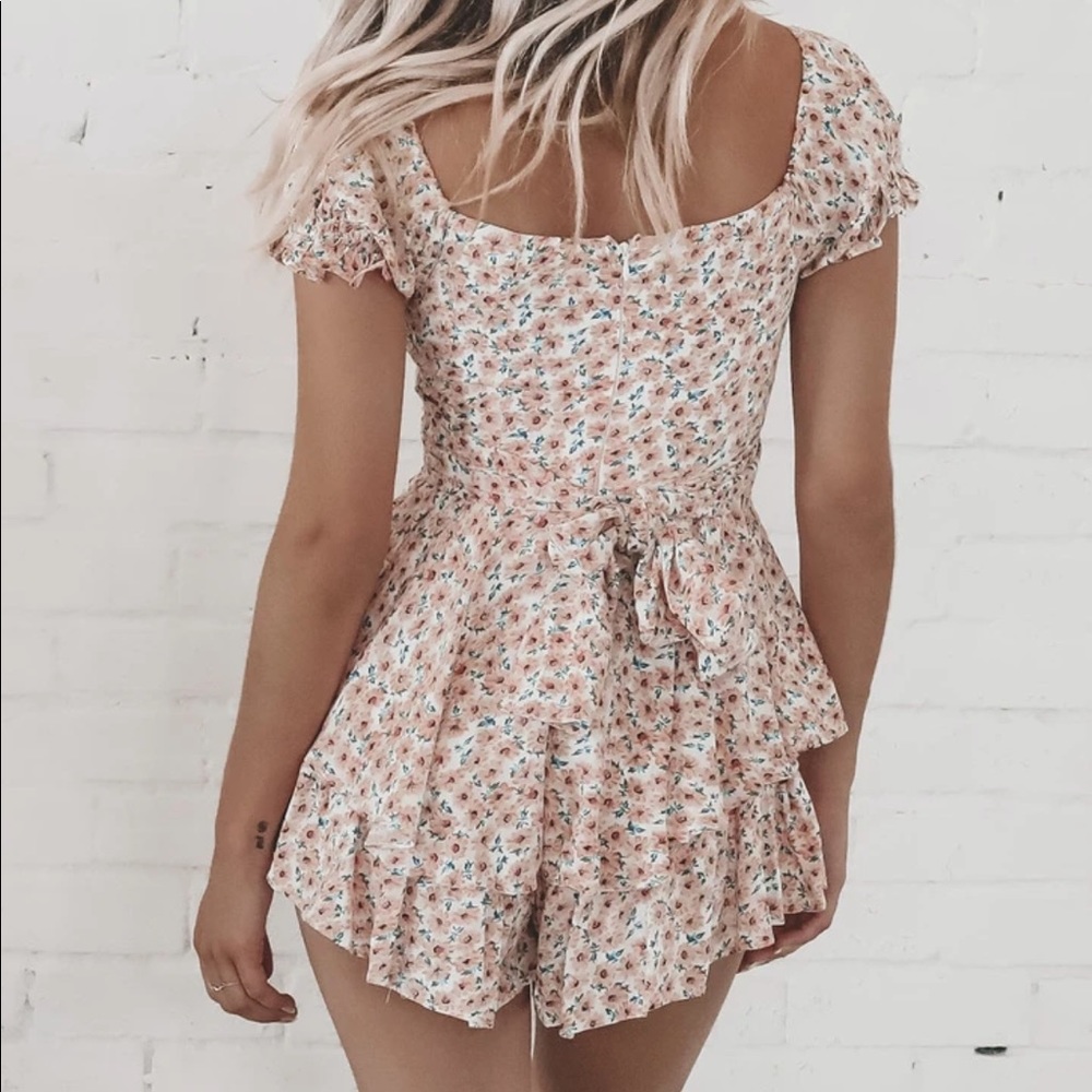 AmazingLace Romper NWT!✨
